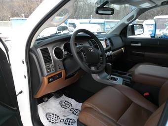 2011 Toyota Tundra Photos