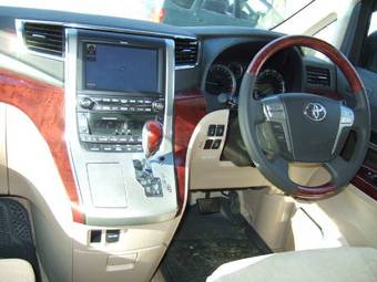 2008 Toyota Vellfire Photos