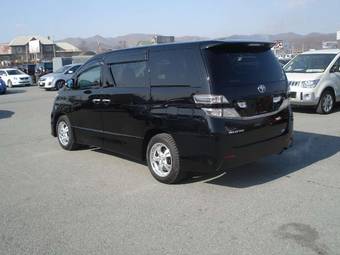 2010 Toyota Vellfire Pictures