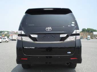 2010 Toyota Vellfire Pictures