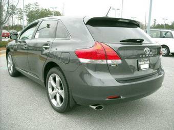 2009 Toyota Venza Pictures