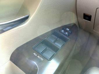 2009 Toyota Venza Photos