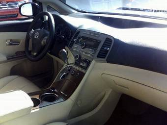 2009 Toyota Venza Pics