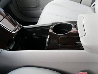 2009 Toyota Venza Pictures