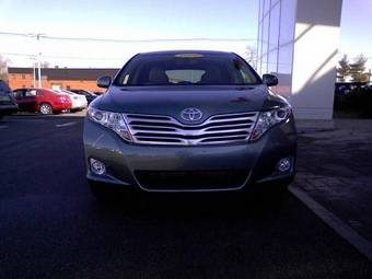 2009 Toyota Venza Pictures