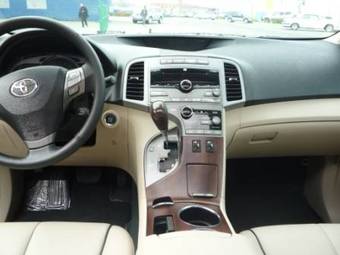 2009 Toyota Venza Images