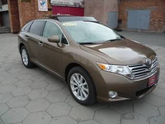 2009 Toyota Venza Photos