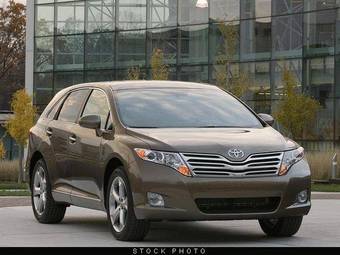 2010 Toyota Venza Pictures