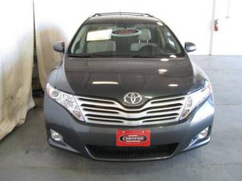 2010 Toyota Venza Photos