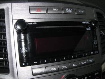 2010 Toyota Venza Pictures