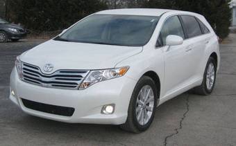 2010 Toyota Venza Photos