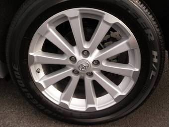 2010 Toyota Venza Pictures