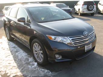 2010 Toyota Venza Photos