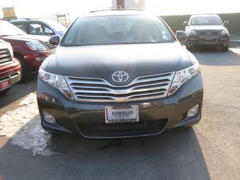 2010 Toyota Venza Pictures