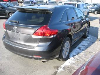 2010 Toyota Venza Images