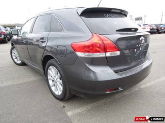 2010 Toyota Venza Photos