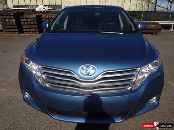 2010 Toyota Venza Pictures