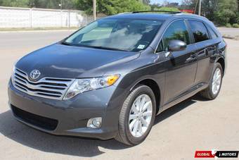 2010 Toyota Venza Pictures