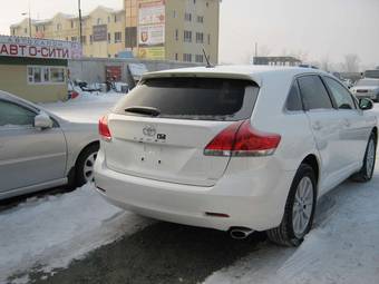 2011 Toyota Venza Photos