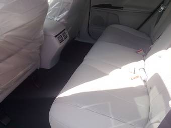 2011 Toyota Venza Images