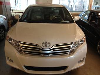 2012 Toyota Venza Photos
