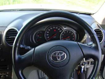 2002 Toyota Verossa Pictures