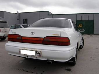 1990 Vista