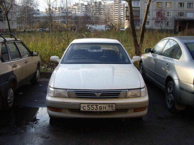 1992 Toyota Vista