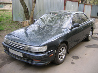 1992 Toyota Vista Pictures