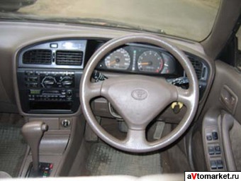 1994 Toyota Vista Photos