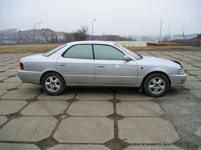 1995 Toyota Vista