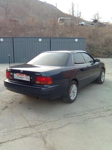1995 Toyota Vista