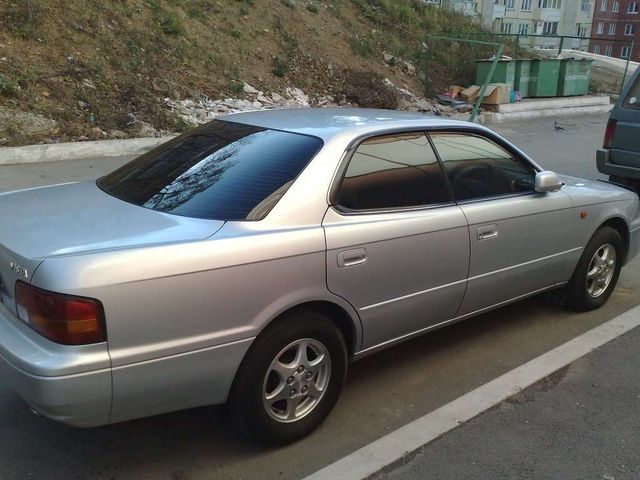 1997 Toyota Vista
