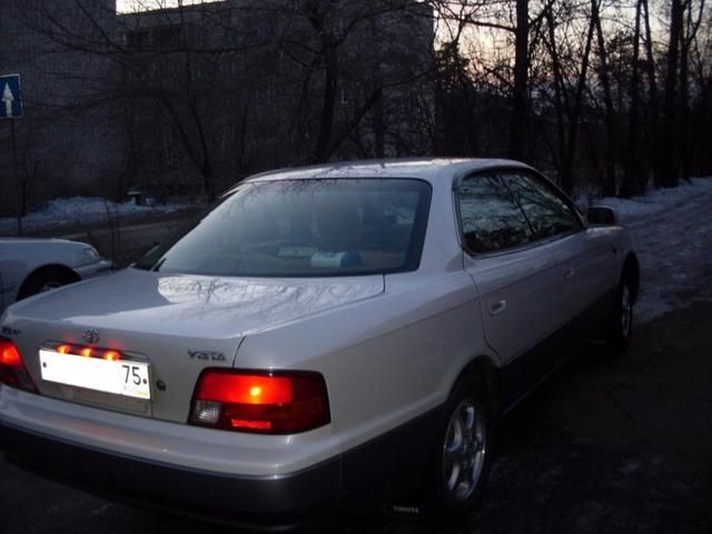 1997 Toyota Vista