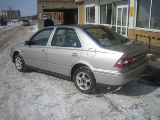 1998 Toyota Vista