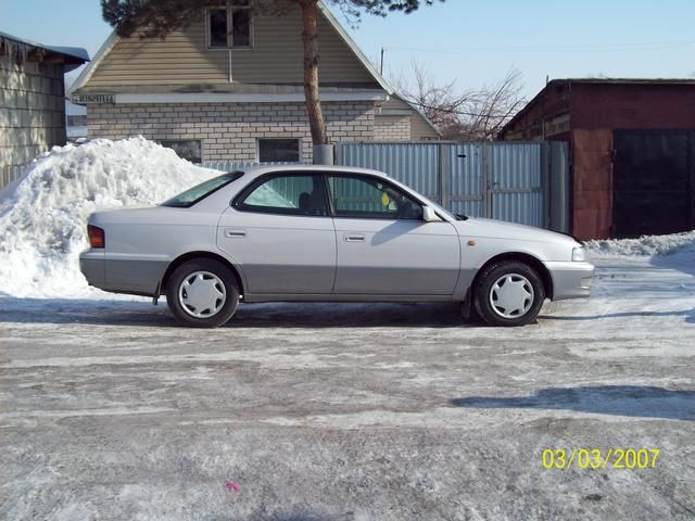 1998 Toyota Vista