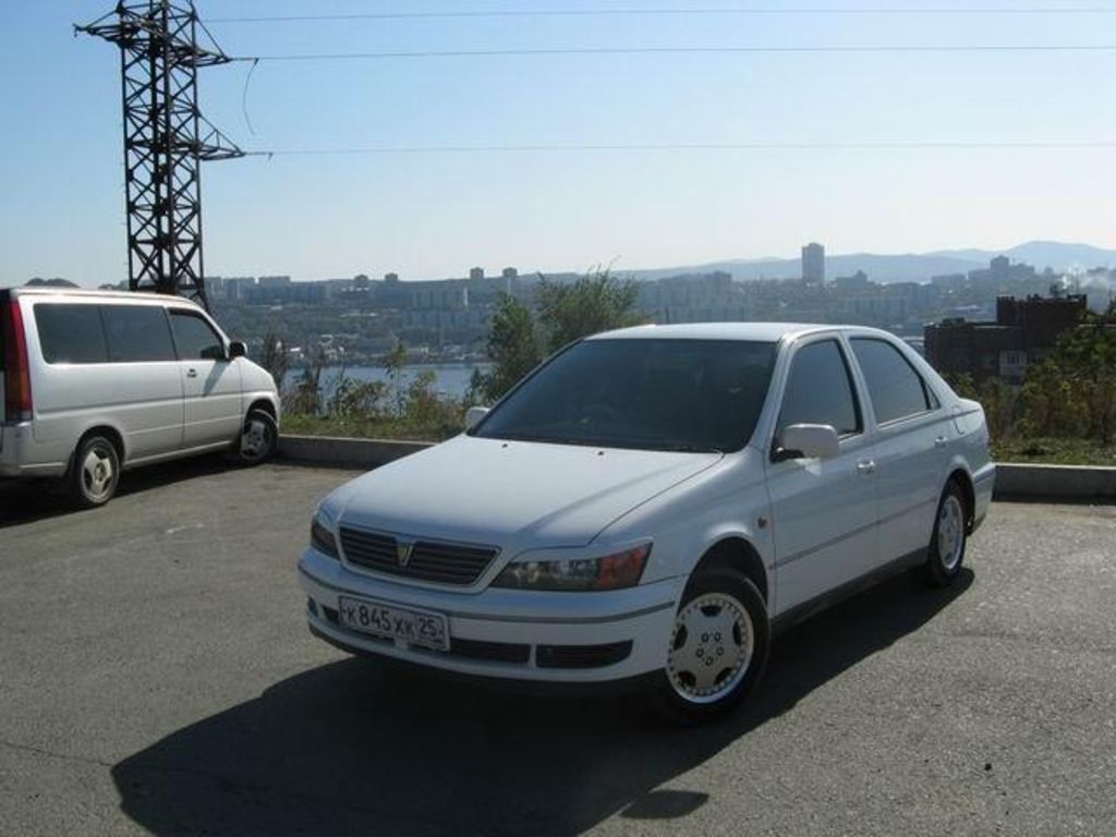 1998 Toyota Vista