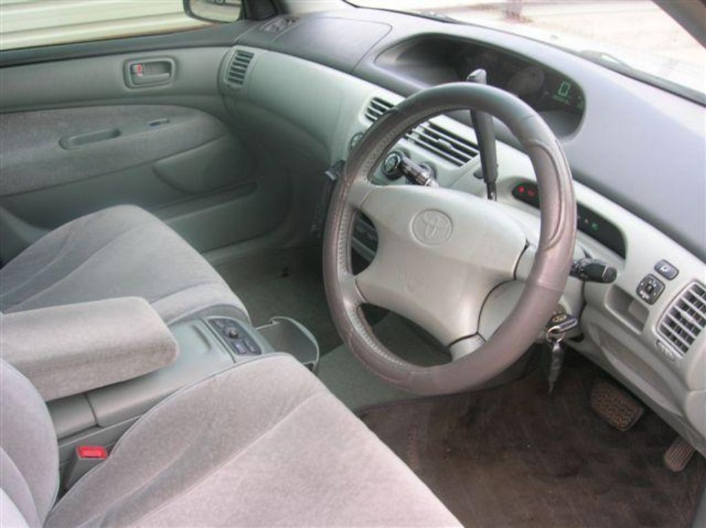 1998 Toyota Vista