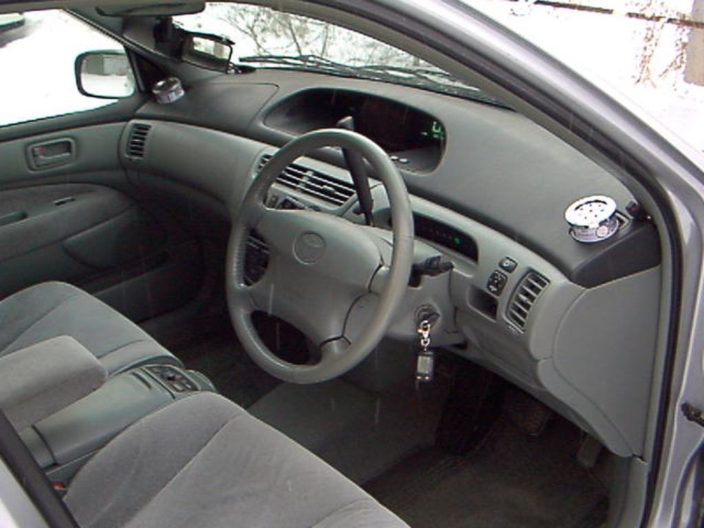 1998 Toyota Vista