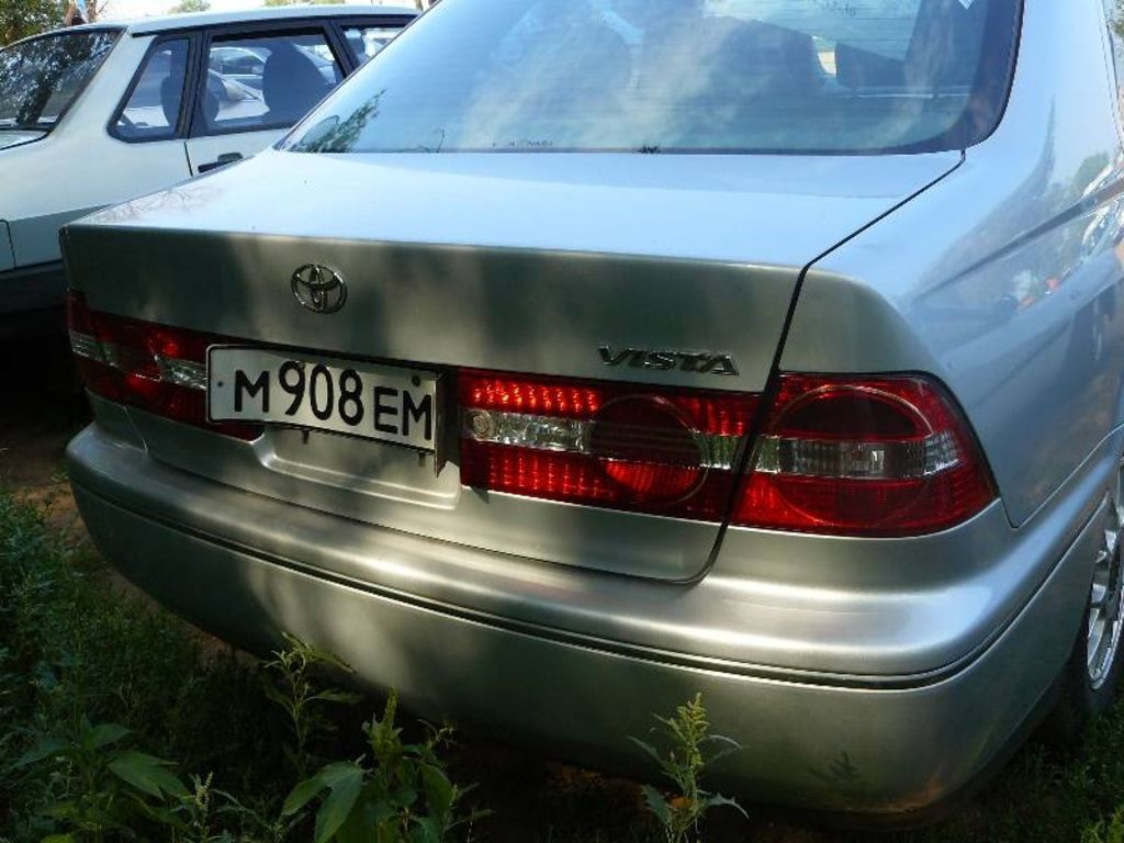 1998 Toyota Vista