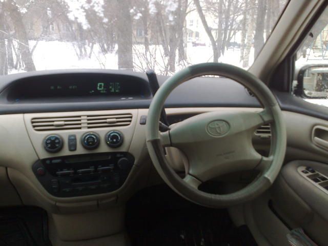 1998 Toyota Vista