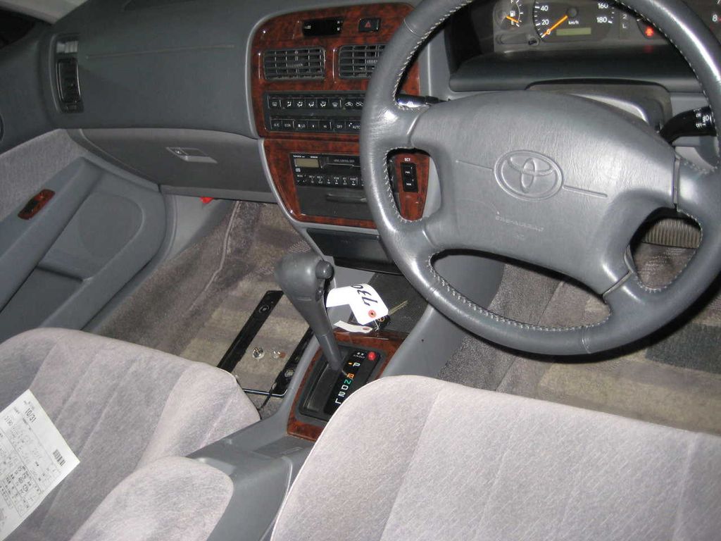 1998 Toyota Vista