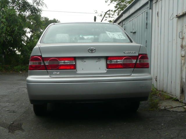 1998 Toyota Vista