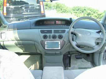 1998 Toyota Vista Pictures