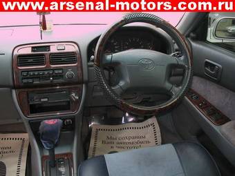 1998 Toyota Vista Pictures