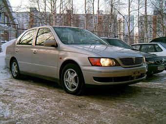 1999 Toyota Vista