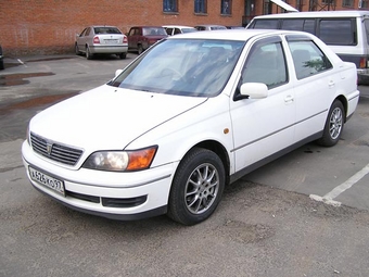 1999 Toyota Vista