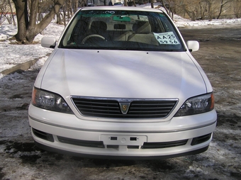1999 Toyota Vista