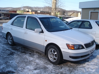 1999 Toyota Vista