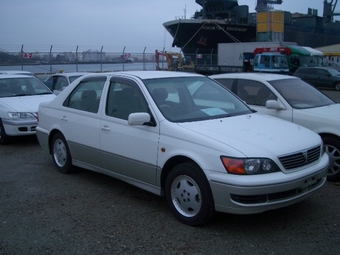 1999 Toyota Vista